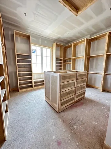 $1,574,035 | 17216 Goddard Street, Overland Park, KS 66221