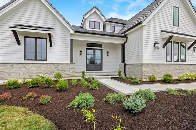 $1,574,035 | 17216 Goddard Street, Overland Park, KS 66221