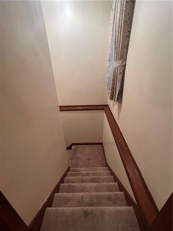 286 East Main Street Mount Pleasant, PA 15666 - Photo 16 of 30 a view of entryway