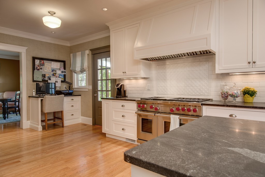 155 Woodridge Road Carlisle, MA 01741 - Photo 7 of 30 Gallery Image 7