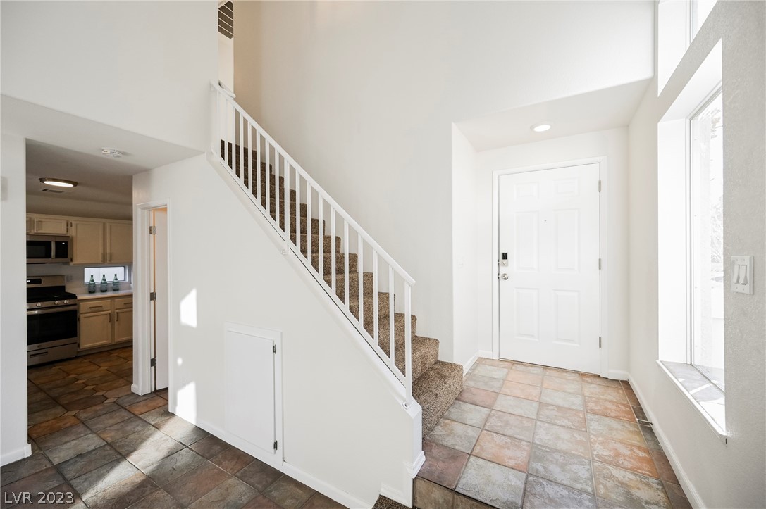 2309 Bowstring Drive Las Vegas, NV 89142 - Photo 7 of 28