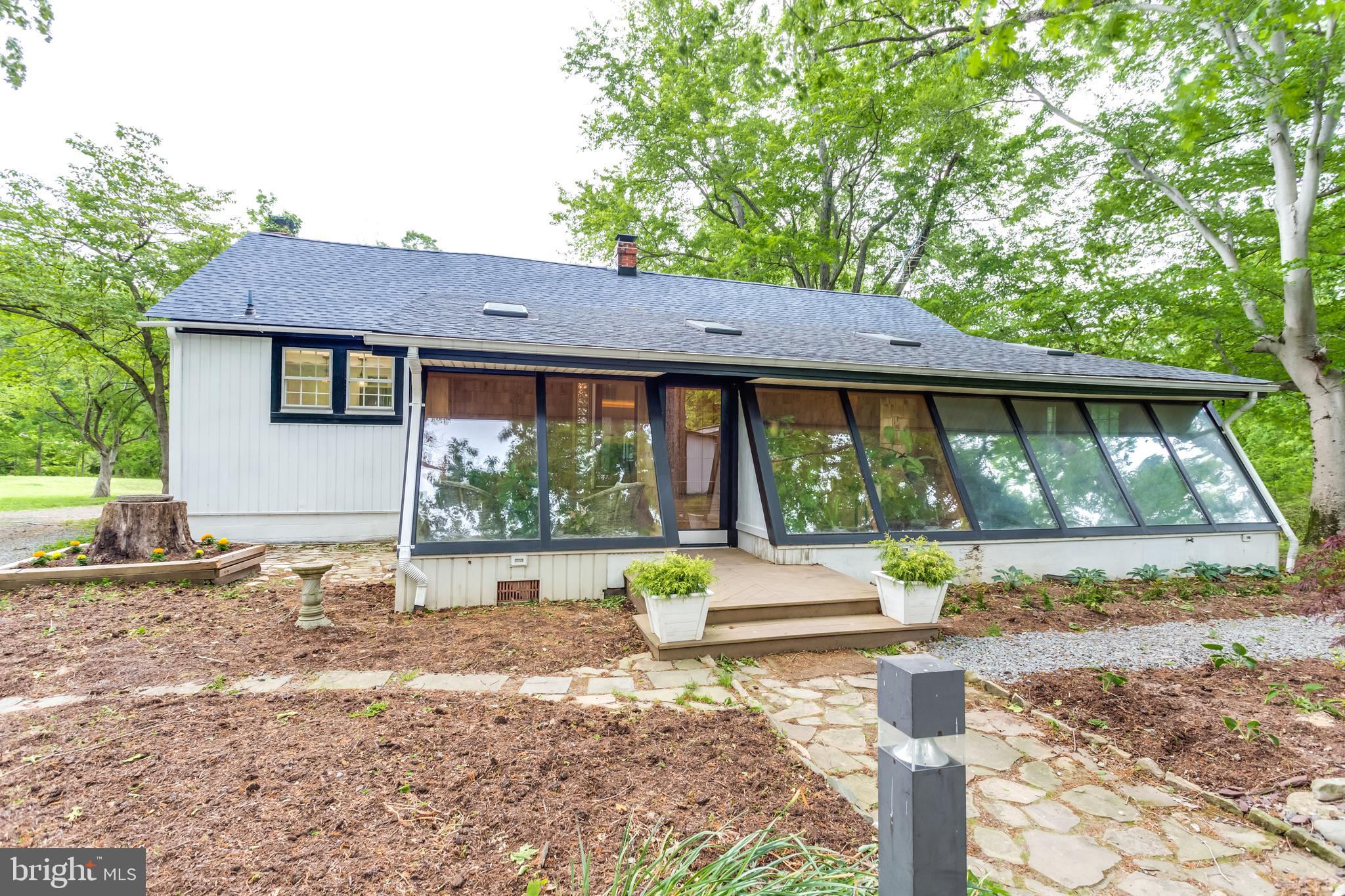 4379 Dr Samuel Mudd Road Waldorf, MD 20601 - Photo 5 of 62