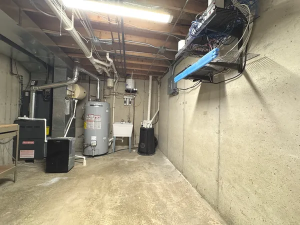 $389,900 | 366 Center Point Drive South, Bourbonnais, IL 60914