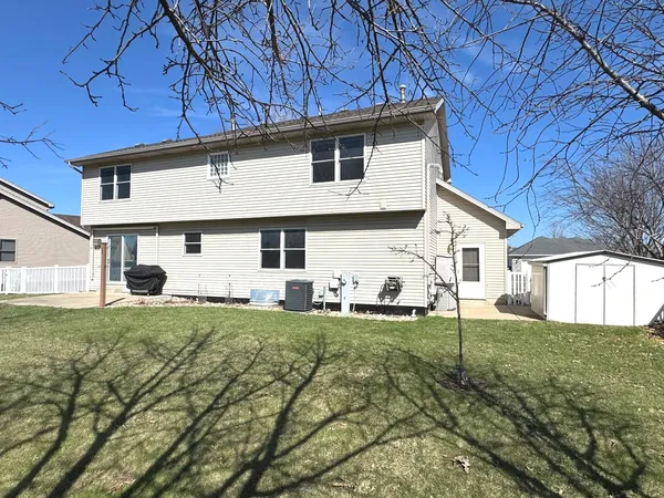 $389,900 | 366 Center Point Drive South, Bourbonnais, IL 60914