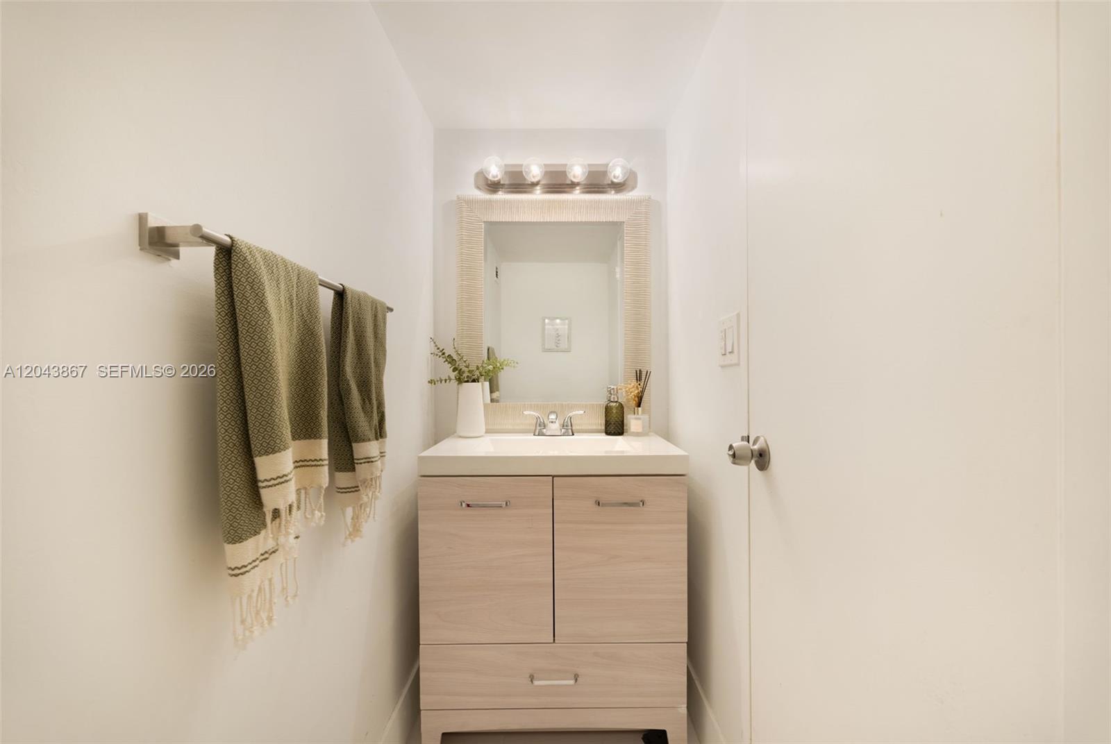 150 Southeast 25th Road, Unit 2J Miami, FL 33129 - Photo 9 of 15