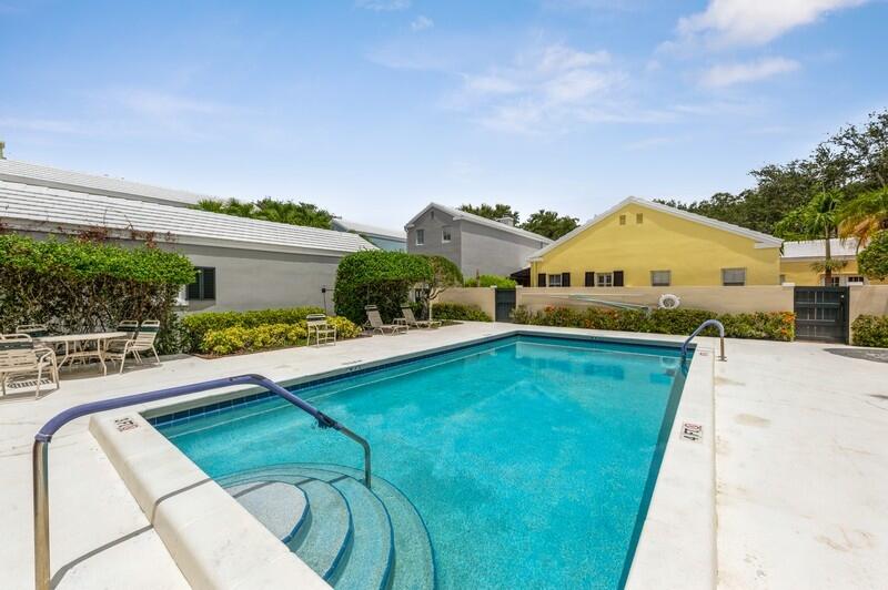 5871 Michaux Street Boca Raton, FL 33433 - Photo 21 of 28 15_5871Michaux_29_Pool_FlexMLS800x600_80