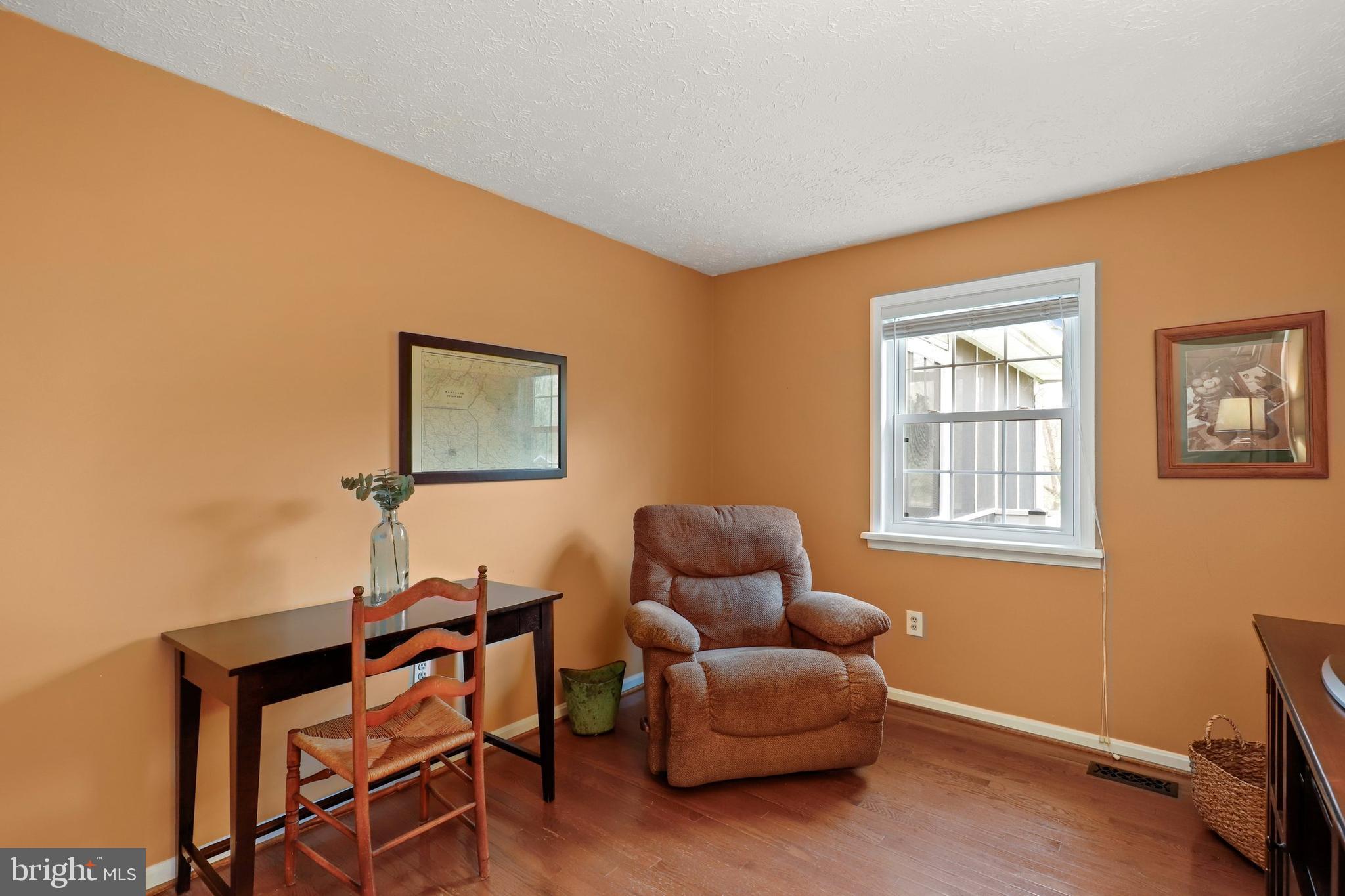 194 Oak Drive Pasadena, MD 21122 - Photo 19 of 35