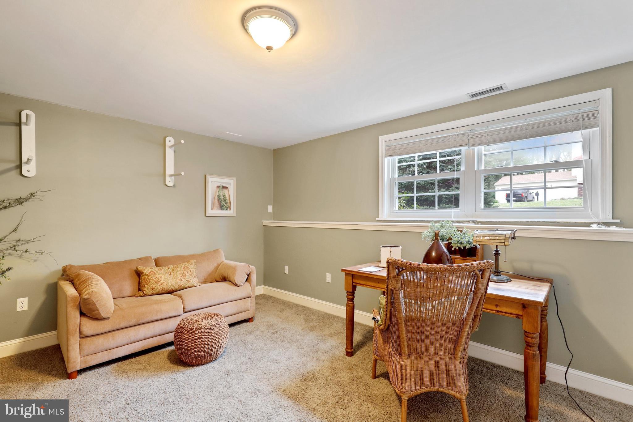 194 Oak Drive Pasadena, MD 21122 - Photo 29 of 35