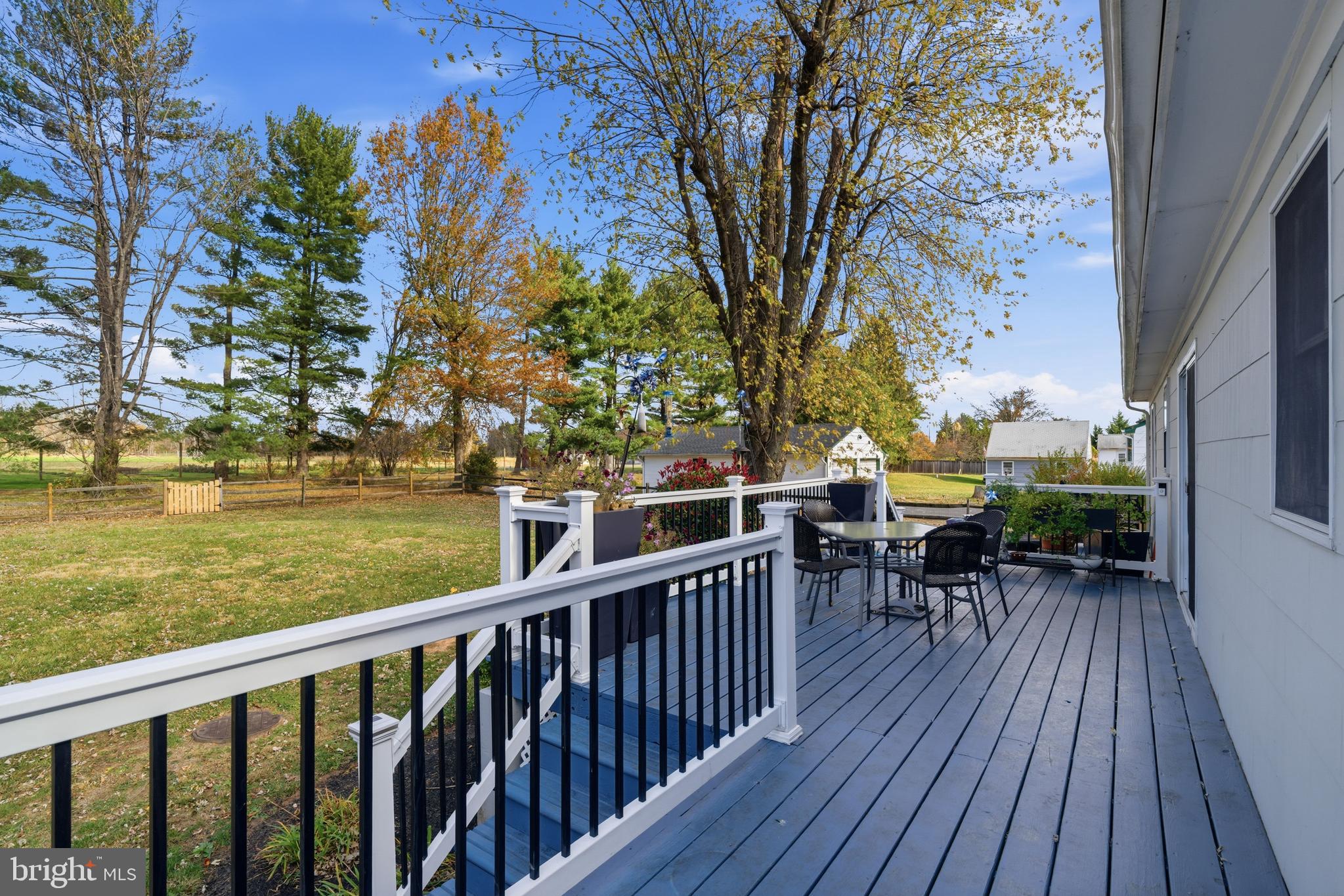 17 Woosamonsa Road Pennington, NJ 08534 - Photo 14 of 43