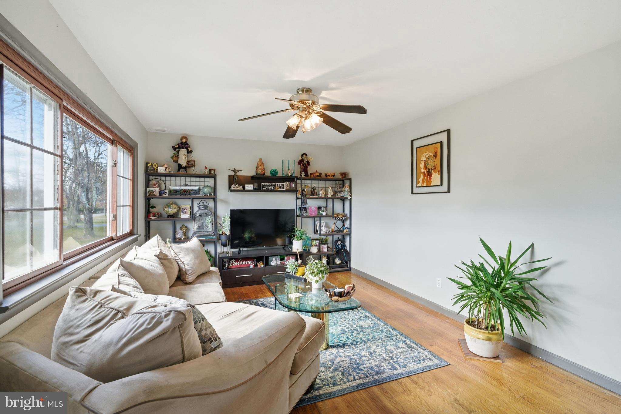 17 Woosamonsa Road Pennington, NJ 08534 - Photo 15 of 43