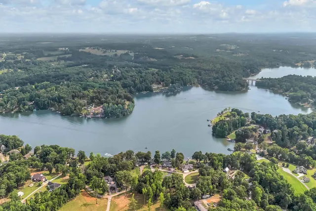 $1,090,000 | 983 Foster Road, Inman, SC 29349