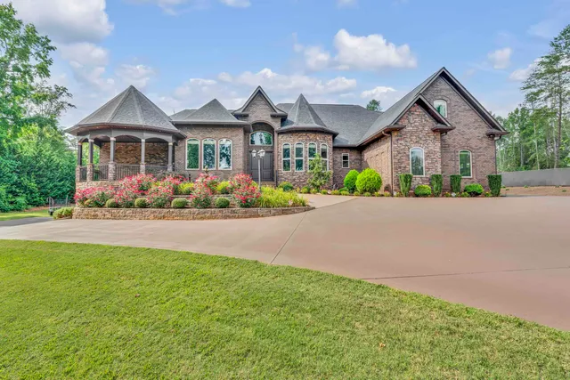 $1,090,000 | 983 Foster Road, Inman, SC 29349