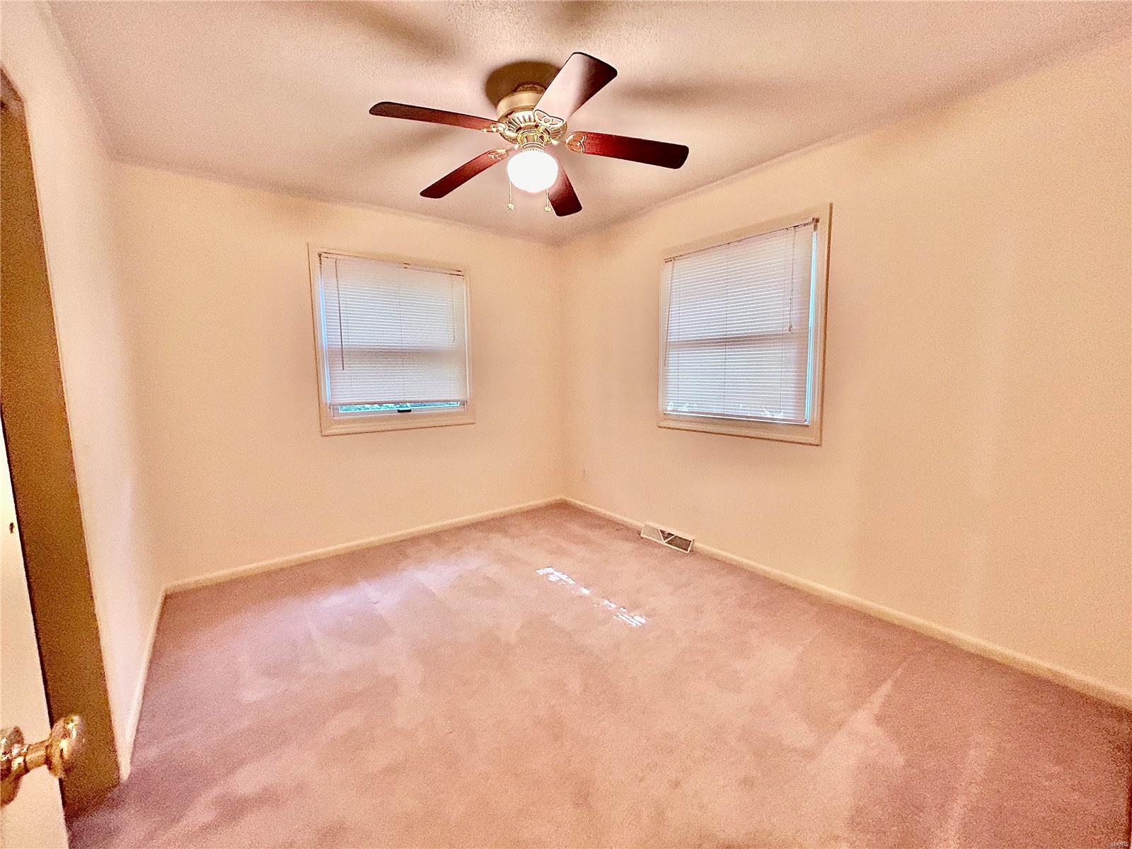 4808 Kaskaskia Trail Godfrey, IL 62035 - Photo 12 of 49
