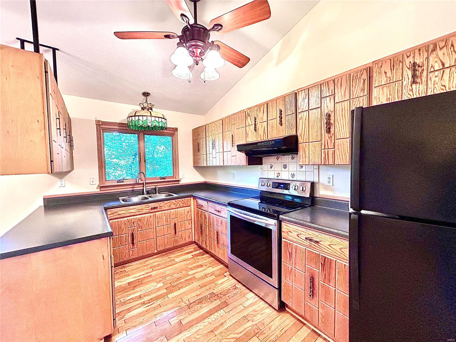4808 Kaskaskia Trail Godfrey, IL 62035 - Photo 4 of 49