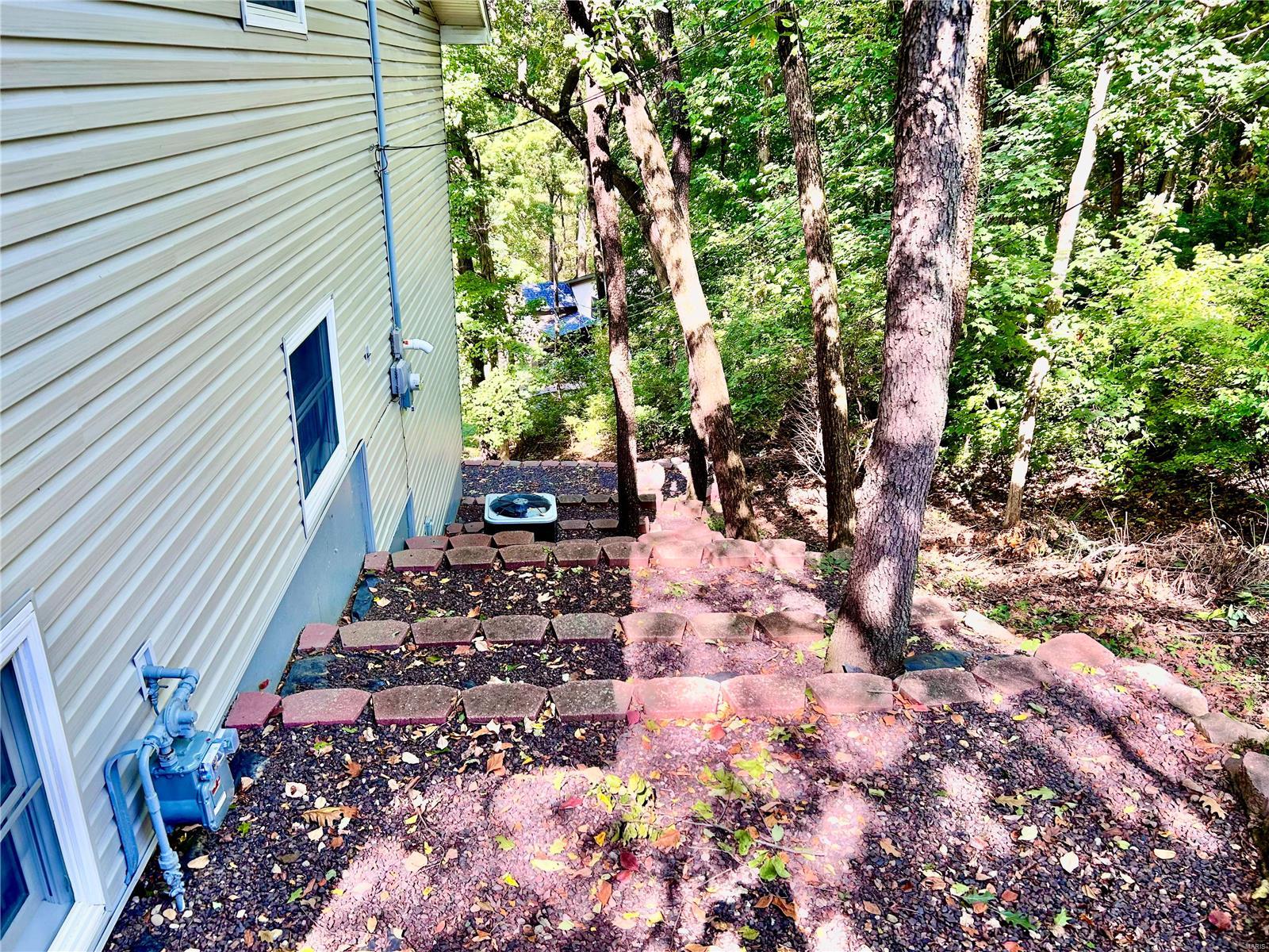 4808 Kaskaskia Trail Godfrey, IL 62035 - Photo 41 of 49