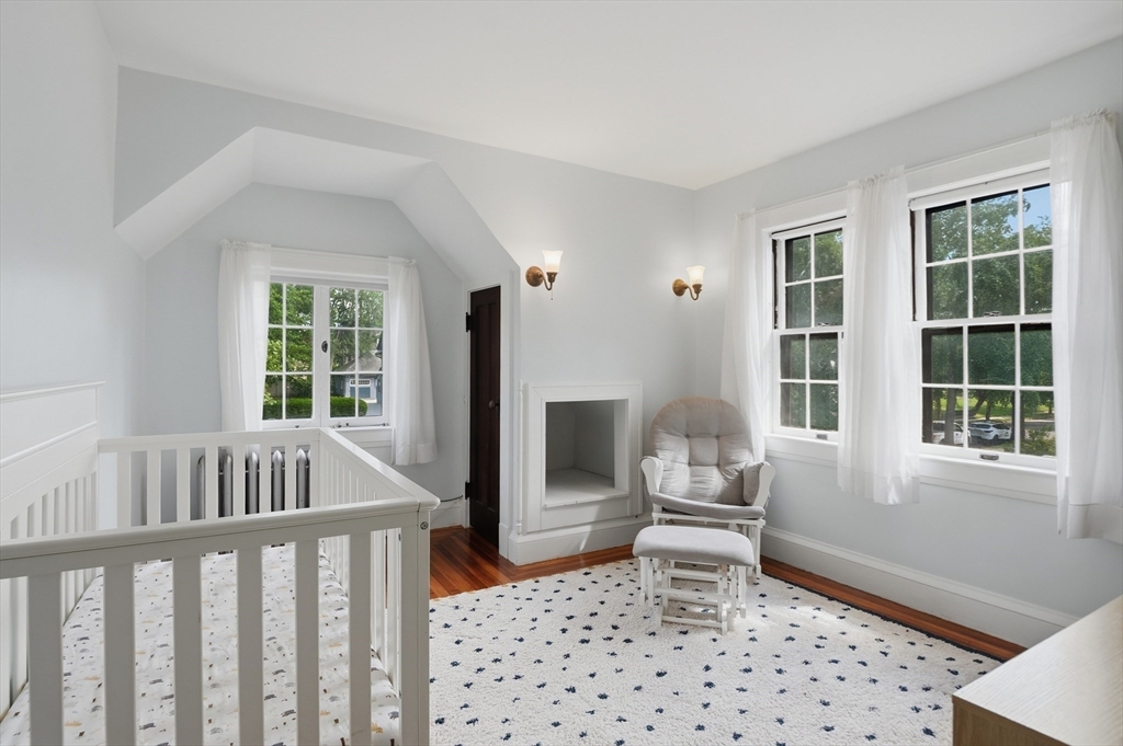 38 Oxford Street Springfield, MA 01108 - Photo 22 of 42