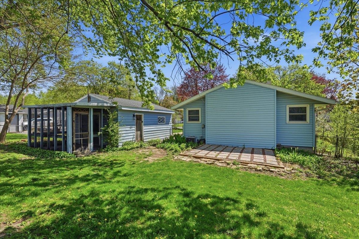 4802 Steinhauer Trail Madison, WI 53716 - Photo 38 of 45