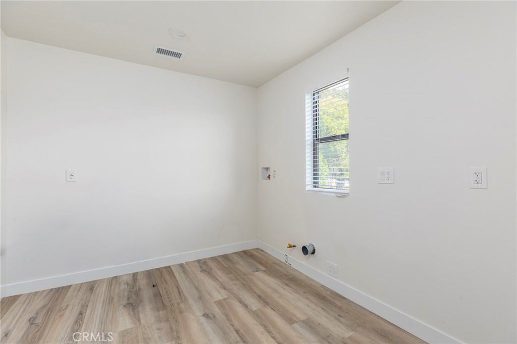 9325 Magnolia Avenue Riverside, CA 92503 - Photo 19 of 28