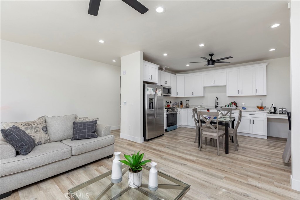 9325 Magnolia Avenue Riverside, CA 92503 - Photo 5 of 28