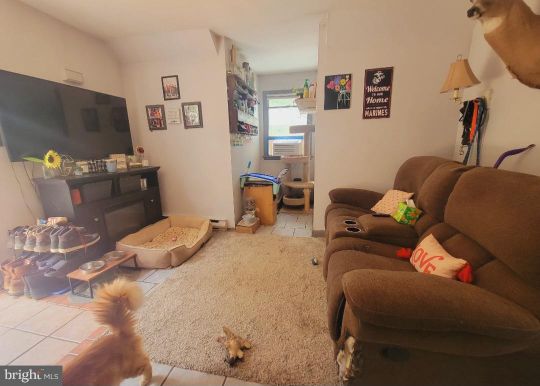 331 York Road Carlisle, PA 17013 - Photo 21 of 27 living room second unit