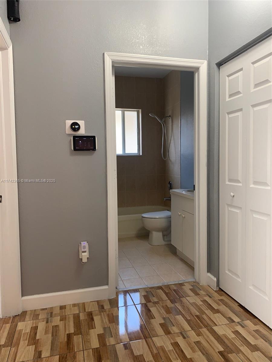 3544 Northeast 3rd Drive Homestead, FL 33033 - Photo 12 of 25