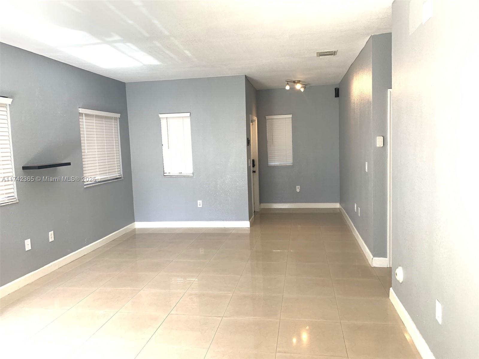 3544 Northeast 3rd Drive Homestead, FL 33033 - Photo 18 of 25 a view of livingroom with window