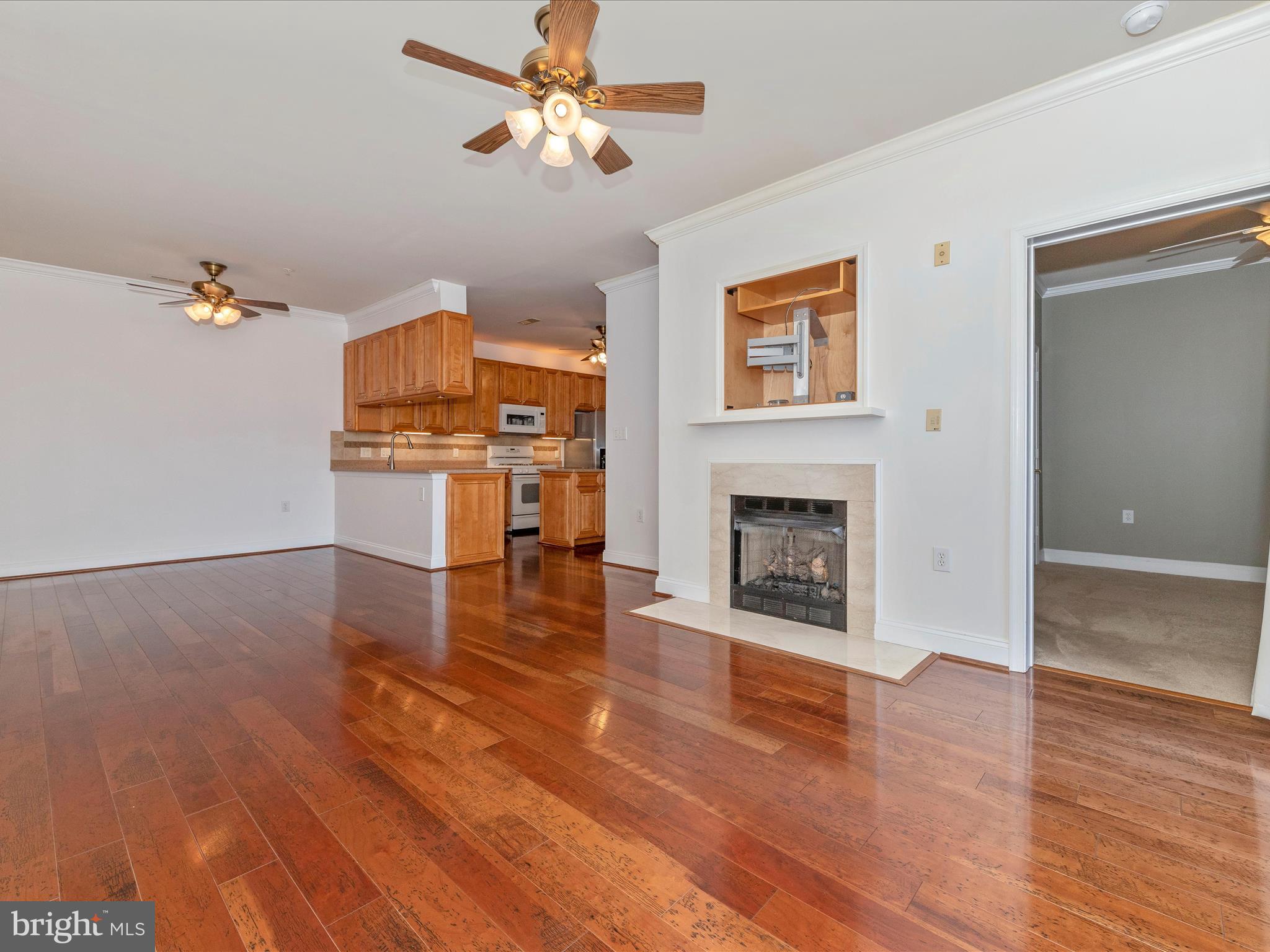 2250 Bear Den Road, Unit 311 Frederick, MD 21701 - Photo 18 of 70 Family Room