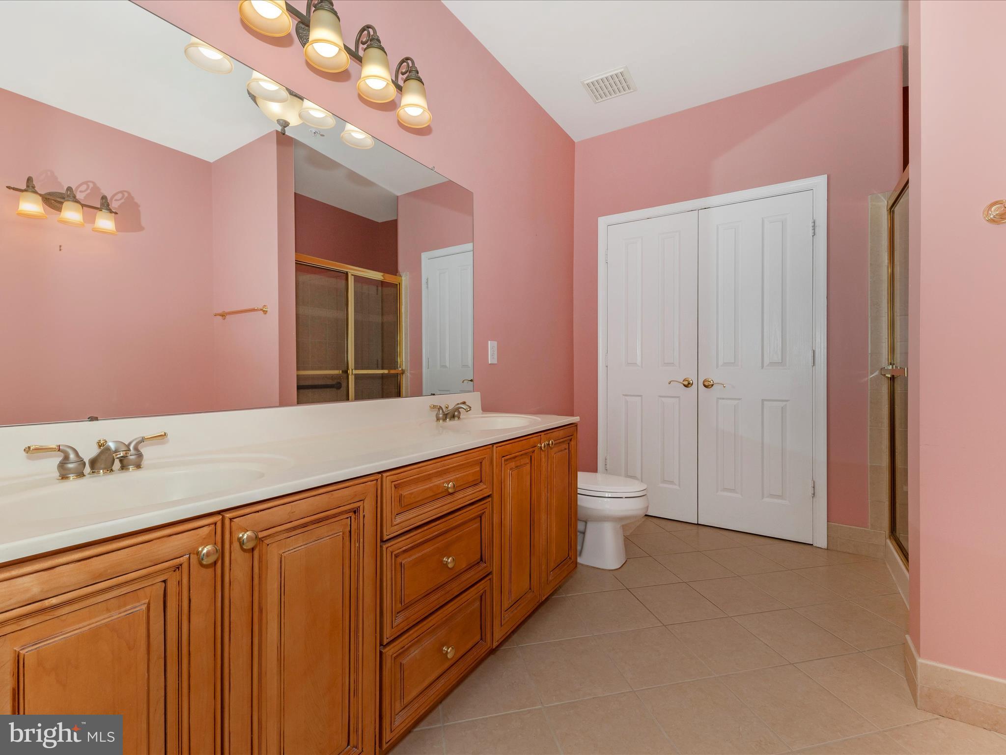 2250 Bear Den Road, Unit 311 Frederick, MD 21701 - Photo 26 of 70 Primary Bathroom