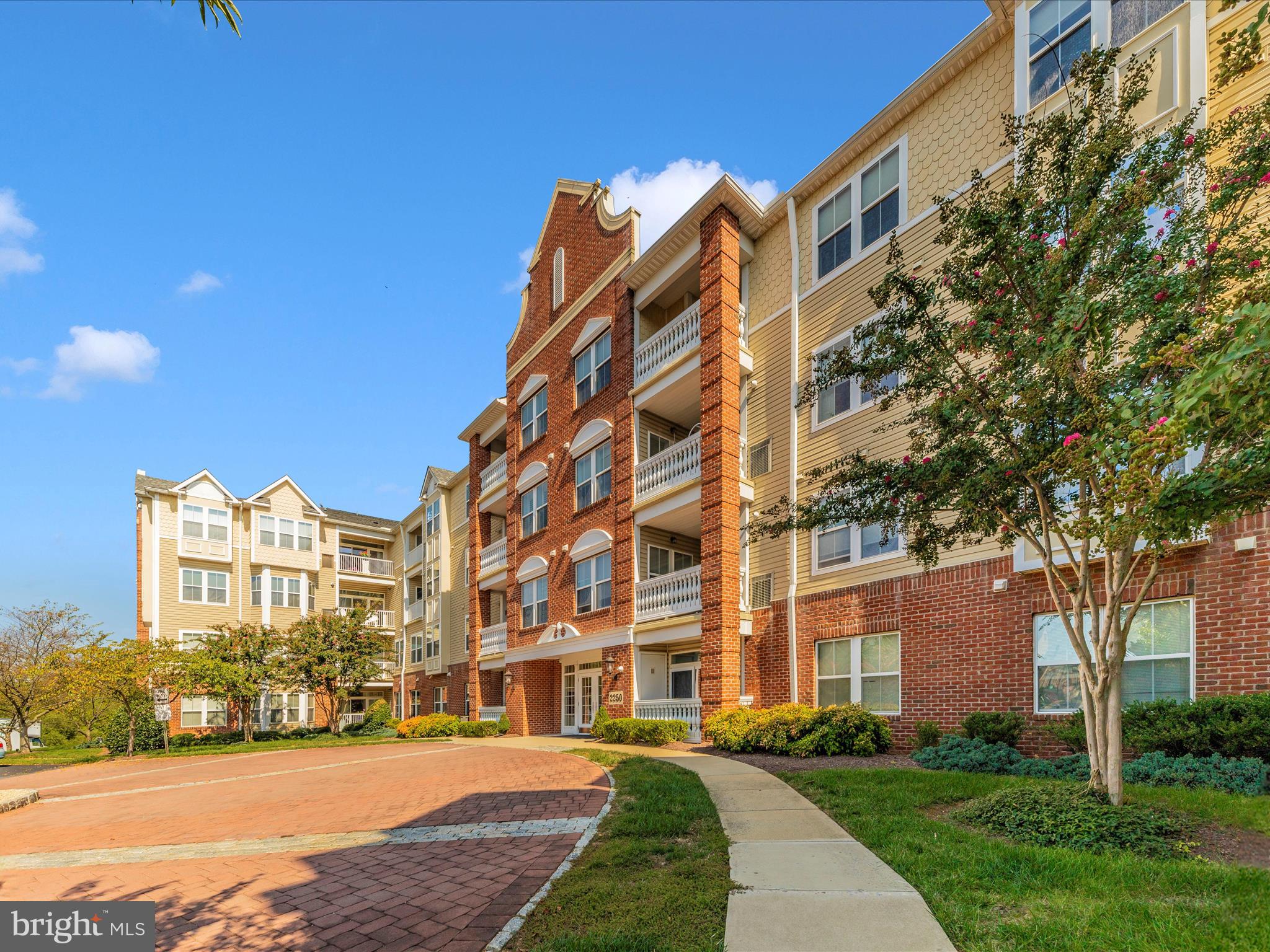 2250 Bear Den Road, Unit 311 Frederick, MD 21701 - Photo 49 of 70 Exterior Front