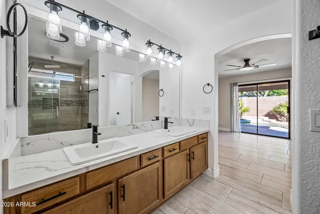 $2,190 | 10614 West Crimson Lane, Avondale, AZ 85392