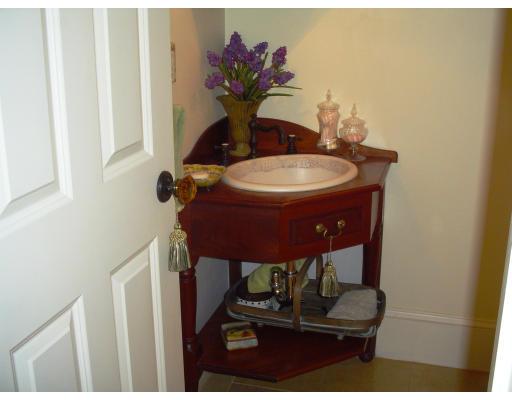 81 Crabtree Road Quincy, MA 02171 - Photo 15 of 30 Gallery Image 15
