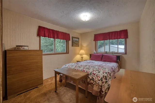 $698,000 | 1417 Stanford Drive, Cosmopolis, WA 98537