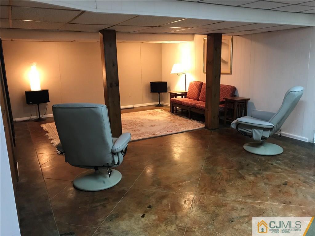 9 Academic Road East Brunswick, NJ 08816 - Photo 11 of 16 Gallery Image 11
