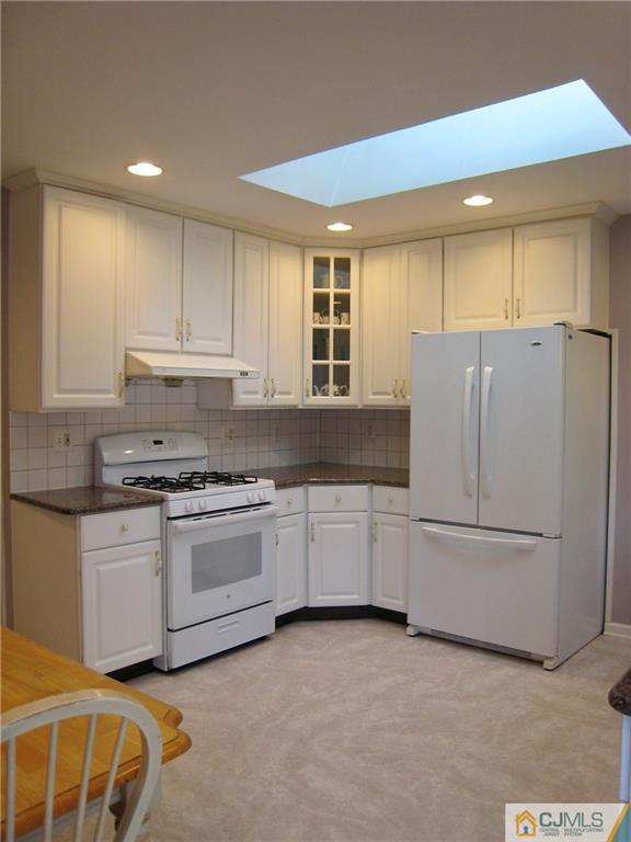 9 Academic Road East Brunswick, NJ 08816 - Photo 6 of 16 Gallery Image 6