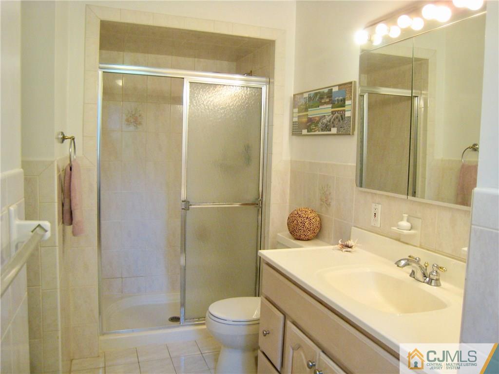 9 Academic Road East Brunswick, NJ 08816 - Photo 9 of 16 Gallery Image 9
