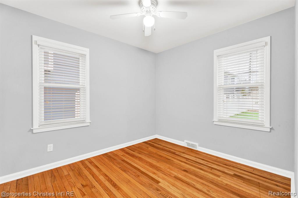1748 Webster Street Birmingham, MI 48009 - Photo 12 of 32