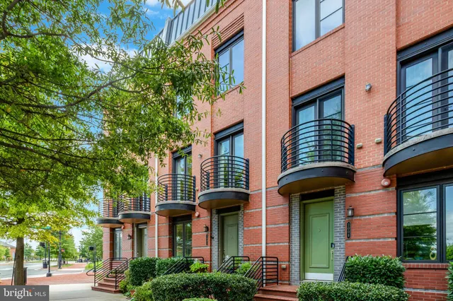$6,150 | 2004 Potomac Avenue, Alexandria, VA 22301