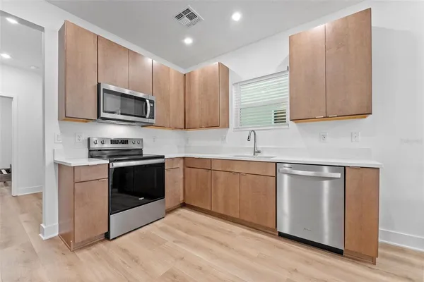 $7,500 | 1922 West Fig Street, Unit 2, Tampa, FL 33606