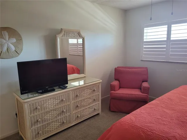 $9,000 | 4325 Gulf Of Mexico Drive, Unit 406, Longboat Key, FL 34228