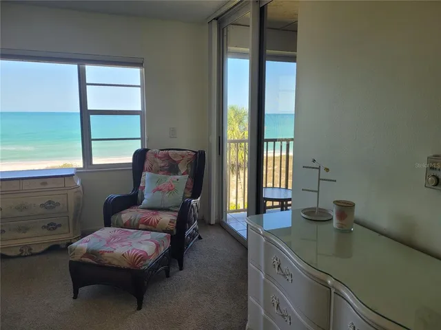 $9,000 | 4325 Gulf Of Mexico Drive, Unit 406, Longboat Key, FL 34228