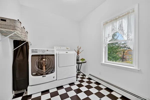 $924,000 | 208 Oakland Avenue, Monroe, NY 10950