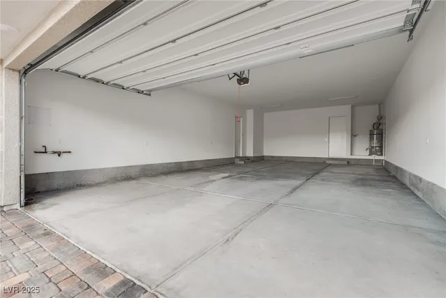 $4,950 | 12612 Heritage Hts Drive, Las Vegas, NV 89138