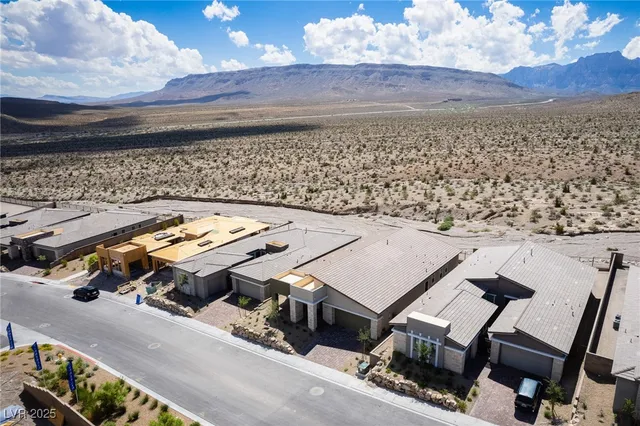 $4,950 | 12612 Heritage Hts Drive, Las Vegas, NV 89138