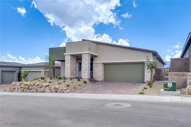 $4,950 | 12612 Heritage Hts Drive, Las Vegas, NV 89138