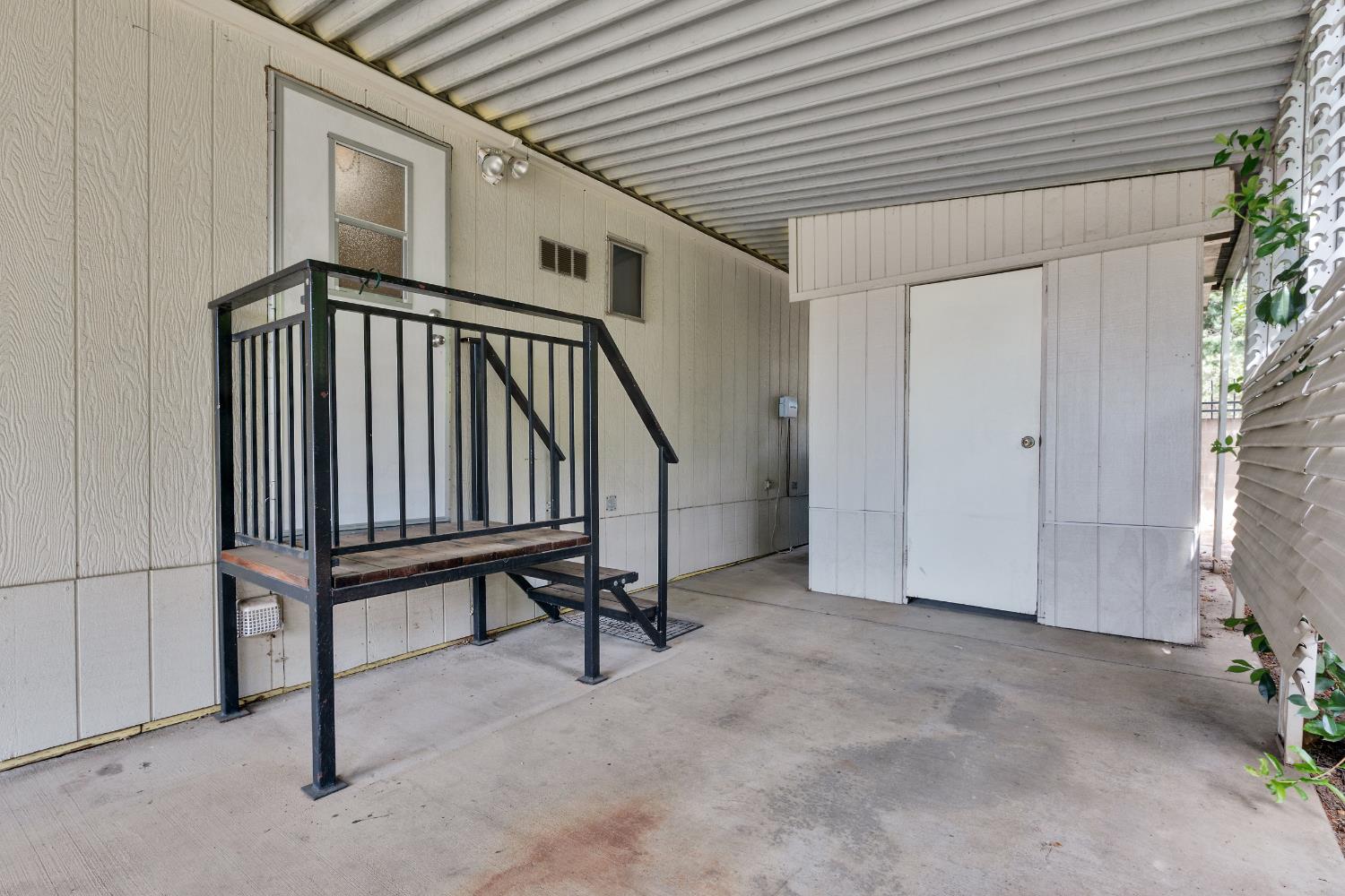 472 Oleander View Way Rancho Cordova, CA 95670 - Photo 19 of 21 a view of an entryway with staircase