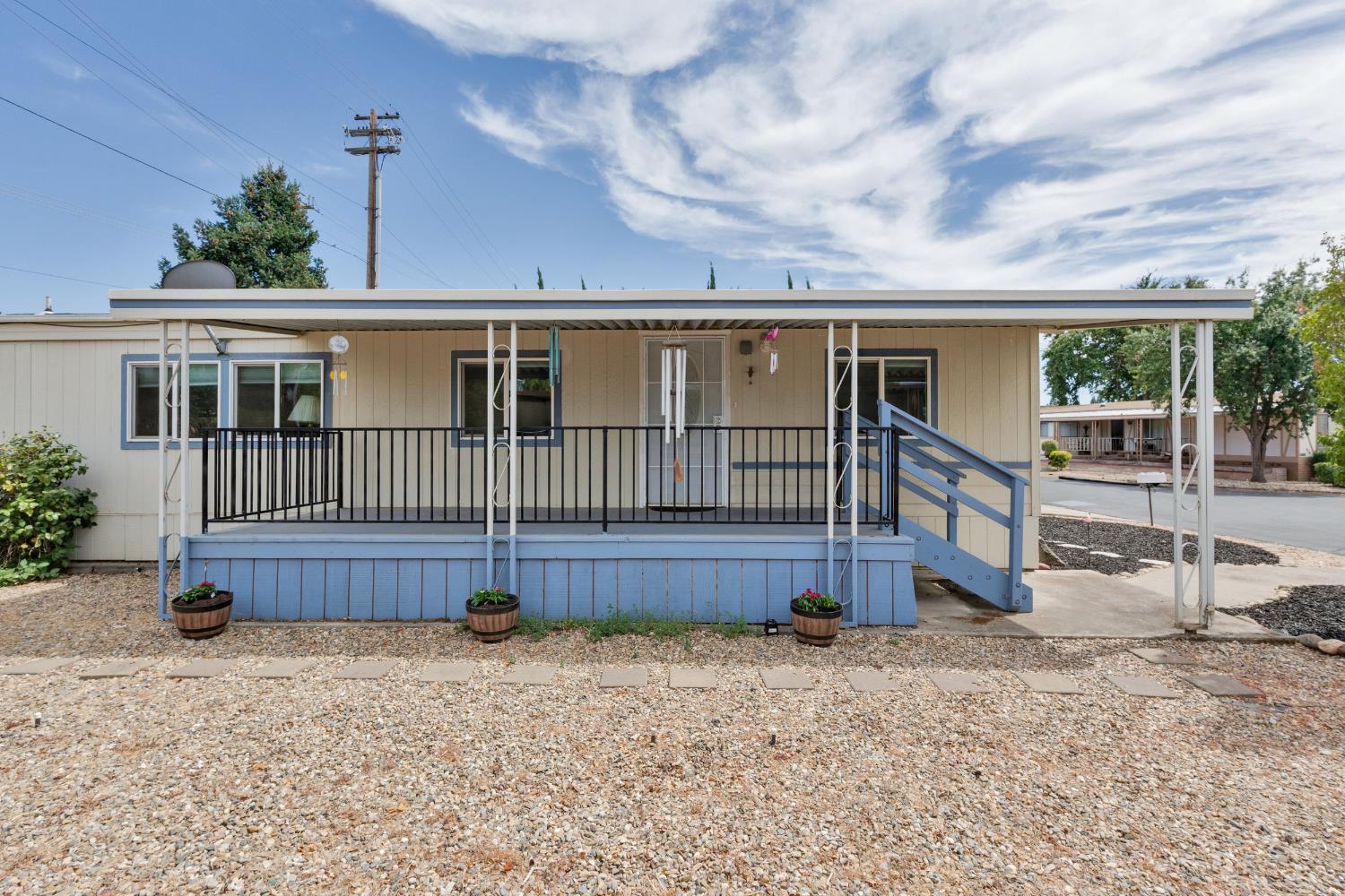 472 Oleander View Way Rancho Cordova, CA 95670 - Photo 3 of 21 front view of a house with a yard