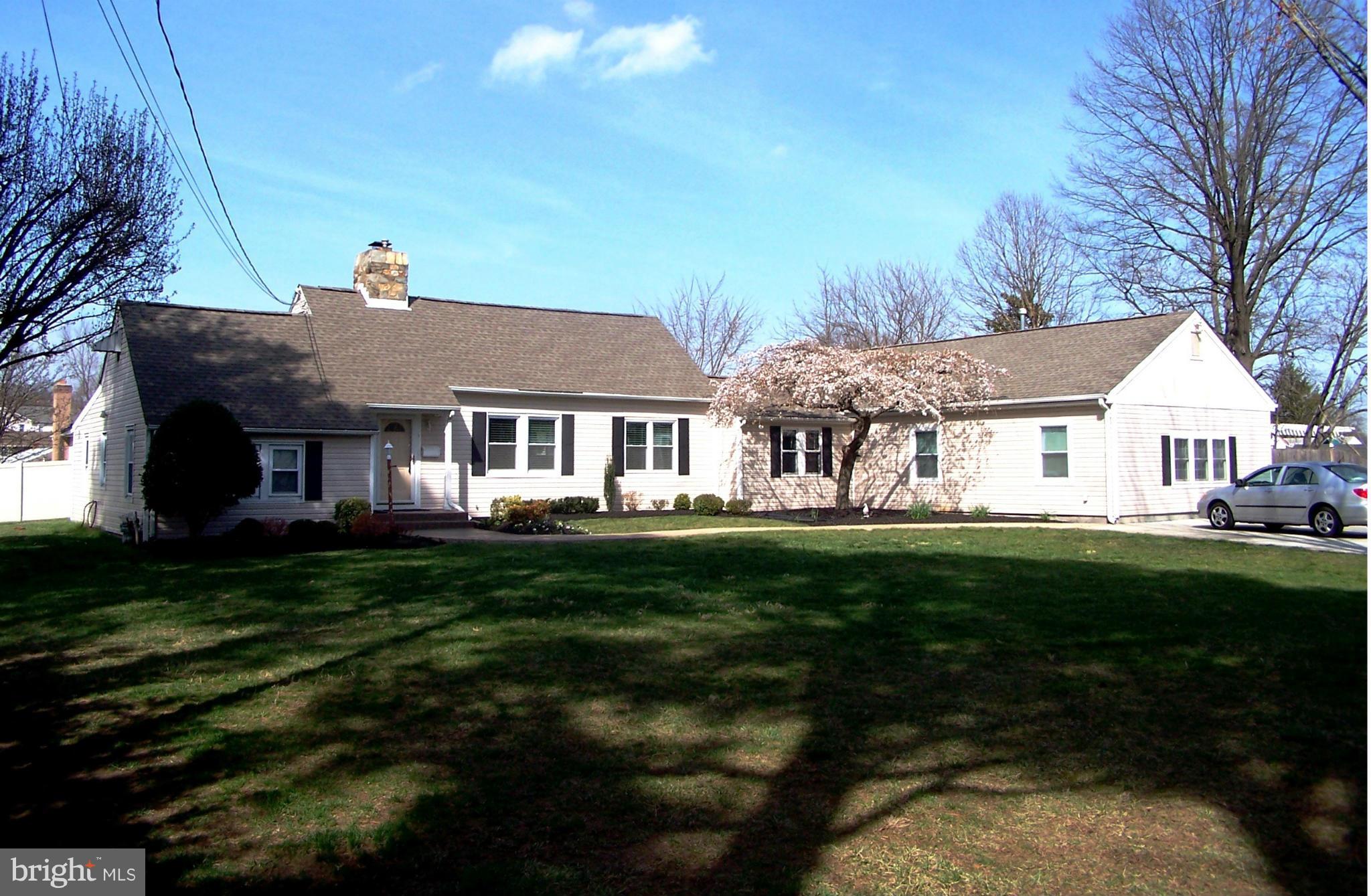 6720 Edsall Road Springfield, VA 22151 - Photo 1 of 26 Exterior (Front)