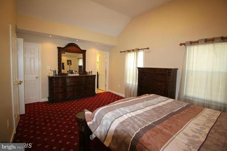 6720 Edsall Road Springfield, VA 22151 - Photo 15 of 26 Bedroom (Master)