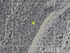 $38,000 | 250 East Vic Avenue, Llano, CA 93544