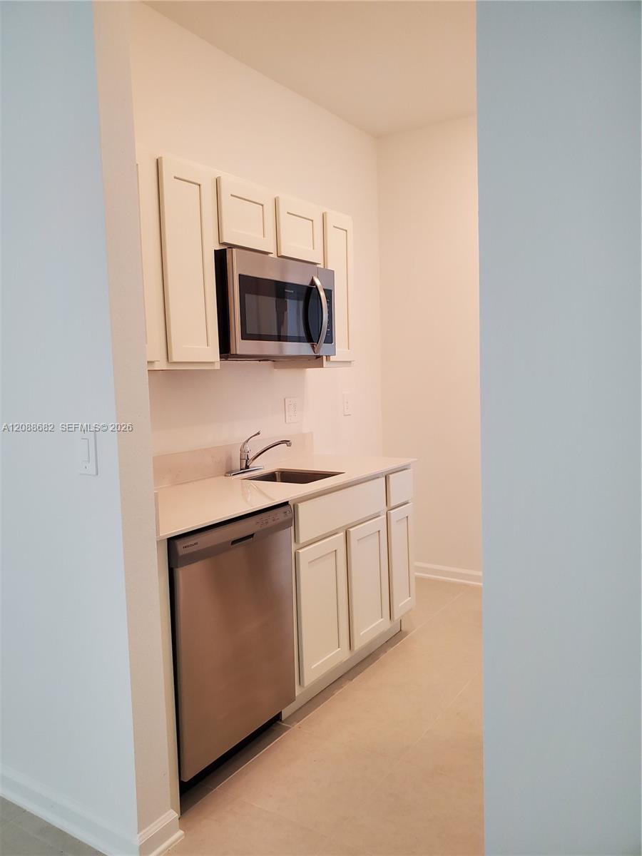 2455 Bluestone Road Haines City, FL 33844 - Photo 14 of 20 Gallery Image 14